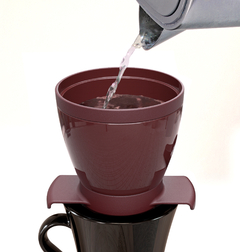 COADOR DE CAFÉ COM FILTRO PERMANENTE MONO VERMELHO - Omot - Bem vindos!