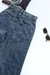 Wide Leg Buttons en internet