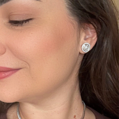 Brinco Pizza Zircônias Médio Banhado Ródio - Presença Marcante e Design Icônico - comprar online