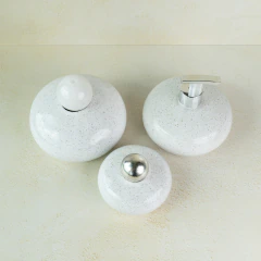 Conjunto para Lavabo de Cerâmica - Trio Design - Branco/Prata - comprar online