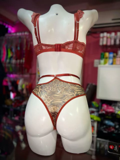 CONJUNTO ANIMAL PRINT na internet