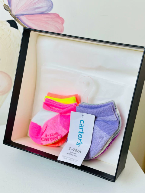 Conjunto de Meias Infantiles Carter's Multicoloridas NOVA