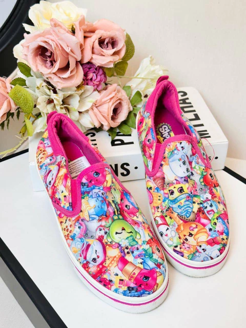 Slip On Shopkins