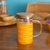 JARRA DE VIDRO COM MEDIDA E TAMPA DE BAMBU 500ML - NATURAL - Casadellas Home & Table