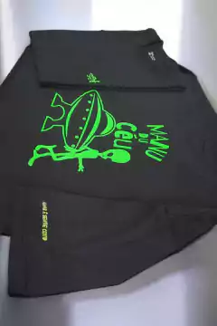 Camisetas estampa nas costas - comprar online