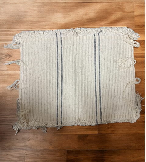 Alfombra cruda con rayas gris 60x45 cm