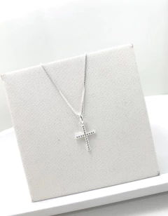 Colar Crucifixo Cravejado 45cm Prata 925 - comprar online