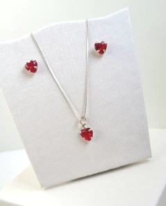 CONJUNTO CORAÇÃO ZIRCÔNIA 6MM - comprar online