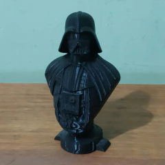Busto do Darth Vader em Impressão 3D, Cor Preta, 13cm de Altura - comprar online