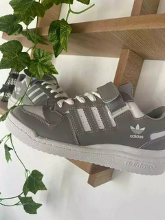 Adidas Forum Low en internet