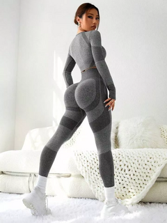 COMBO | Calza Seamless Pushup + Short Seamless en internet