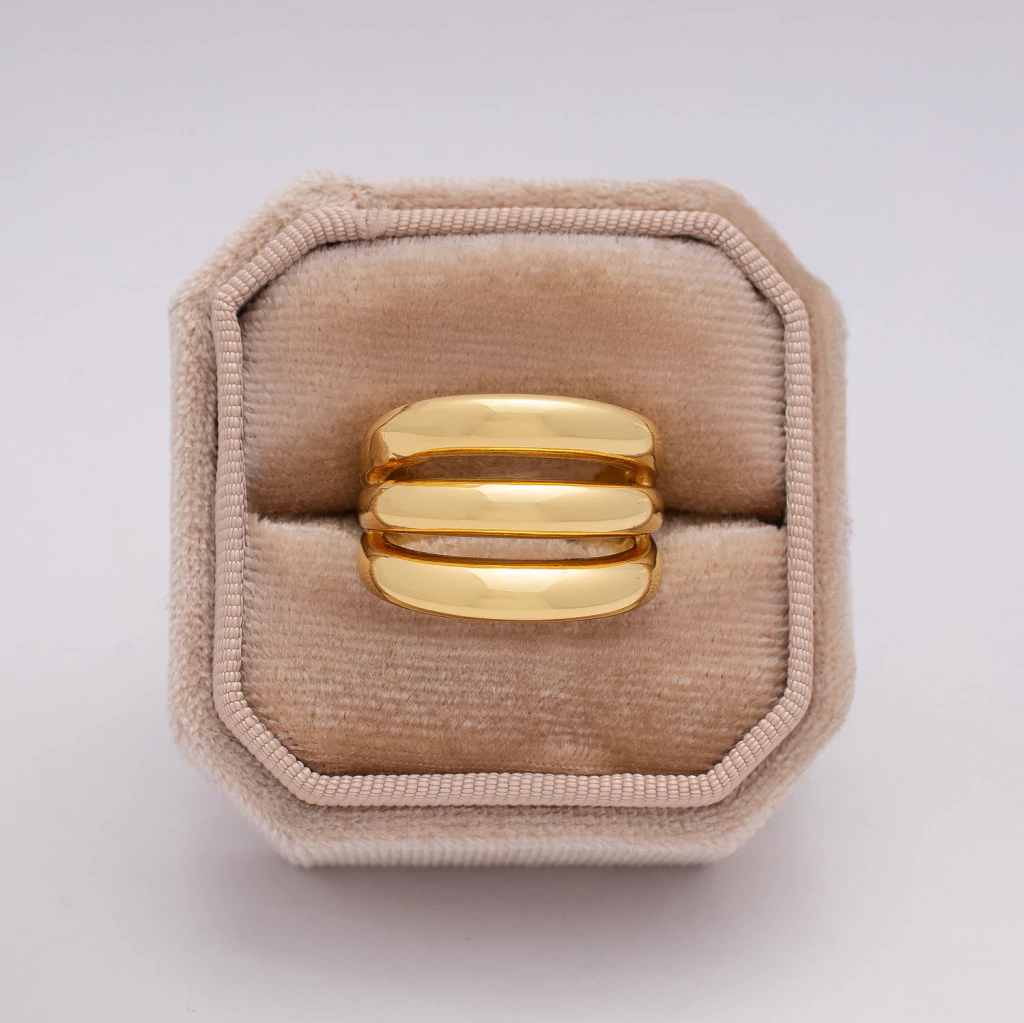 Anillo Gabriella