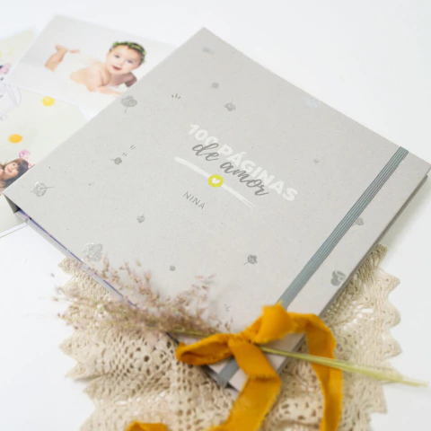 LIVRO ÁLBUM DO BEBÊ DA GESTAÇÃO AOS 5 ANOS - CINZA MODERNINHO