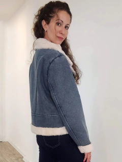 Gamulan Aries denim con corderito en internet