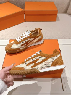 Tênis Casual com Detalhes em Tela Hermes