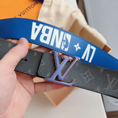 Cinto LV NBA Estampado - Elegância e Você