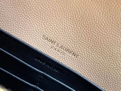 Bolsa pequena com corrente metálica YSL - comprar online
