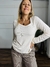 Remera Chalten blanca en internet