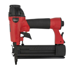 Engrapadora neumática de color rojo y negro, modelo Wembley, ideal para trabajos de carpintería.
