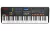 Akai Controlador Midi 61 Teclas Semipesadas 16 Pads Mpk-261