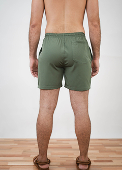 SWIM SHORTS VERDE ERVAS - Volk Confecções | Peças lisas à pronta entrega