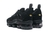 VaporMax Plus “Triple Black” na internet