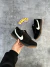 Dunk SB Low Negra y Caramelo en internet