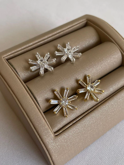 BRINCO BAGUETE FLOR 1,5CM (FO) 29711 - comprar online