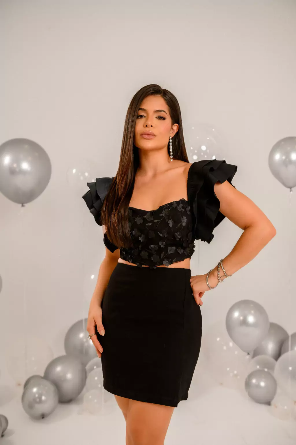Conjunto de saia curta detalhe renda