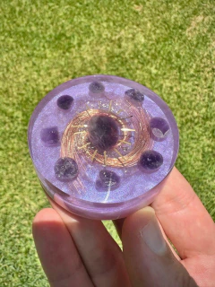 Orgonite Medalhão Ametista - comprar online