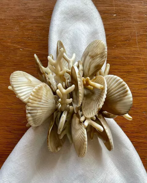 PORTA GUARDANAPO RESINA CORALY