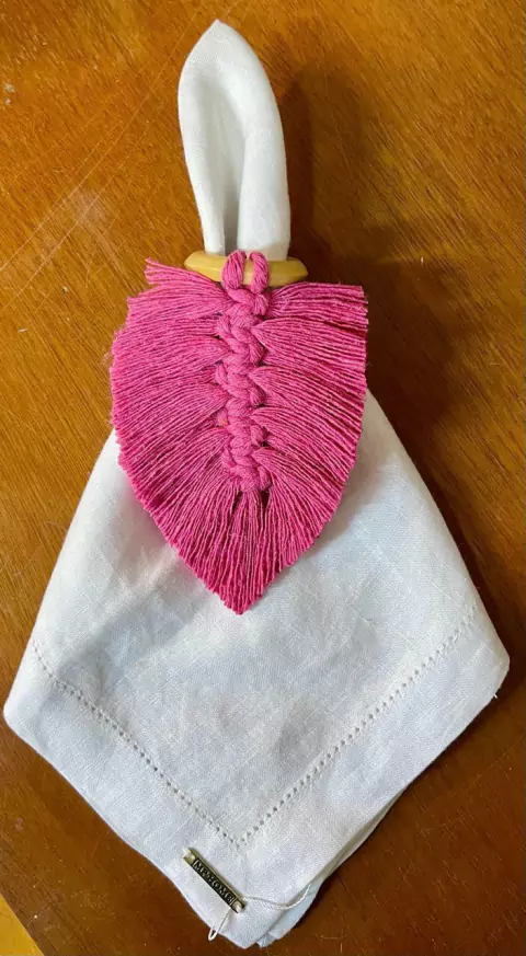 PORTA GUARDANAPO FOLHA MACRAME PINK