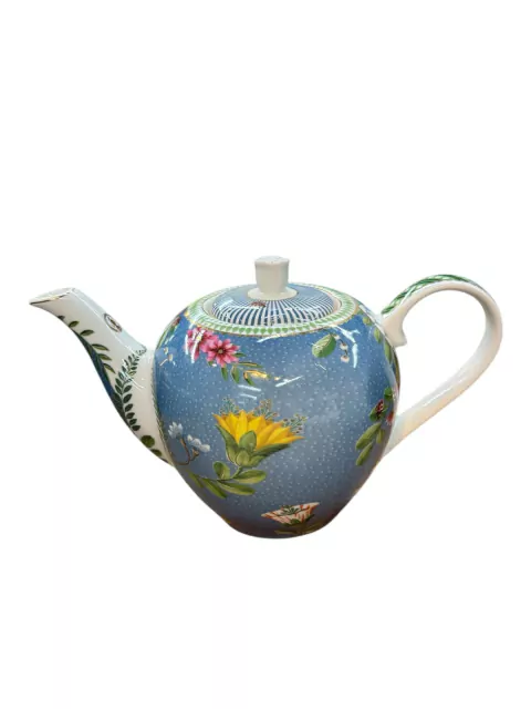 BULE PEQUENO AZUL LA MAJORELLE