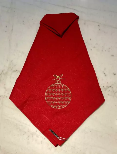 GUARDANAPO VERMELHO BORDADO BOLA DOURADA LINHO MISTO 50X50CM