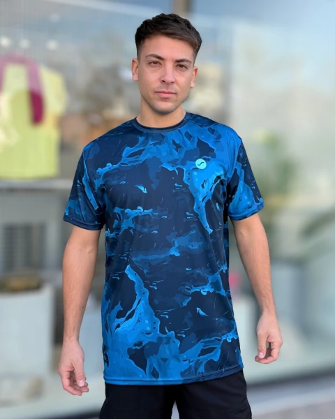 Remera GOLVEN Azul Francia - comprar online