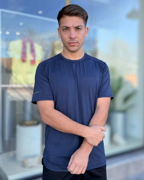 Remera TOET Azul Marino - comprar online