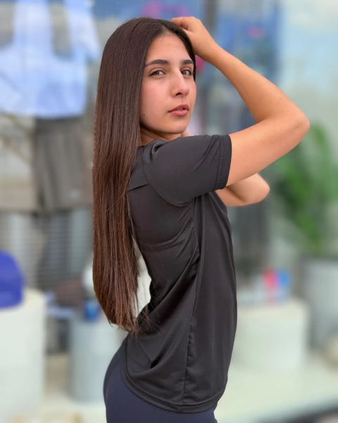 Remera MILLE Negra - comprar online