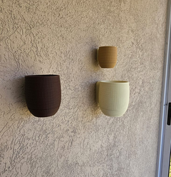 Maceta Colgante Grid con deposito de agua en internet