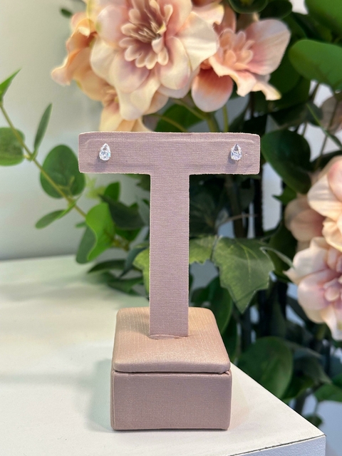 Brinco Ponto de Luz em Gota tamanho P