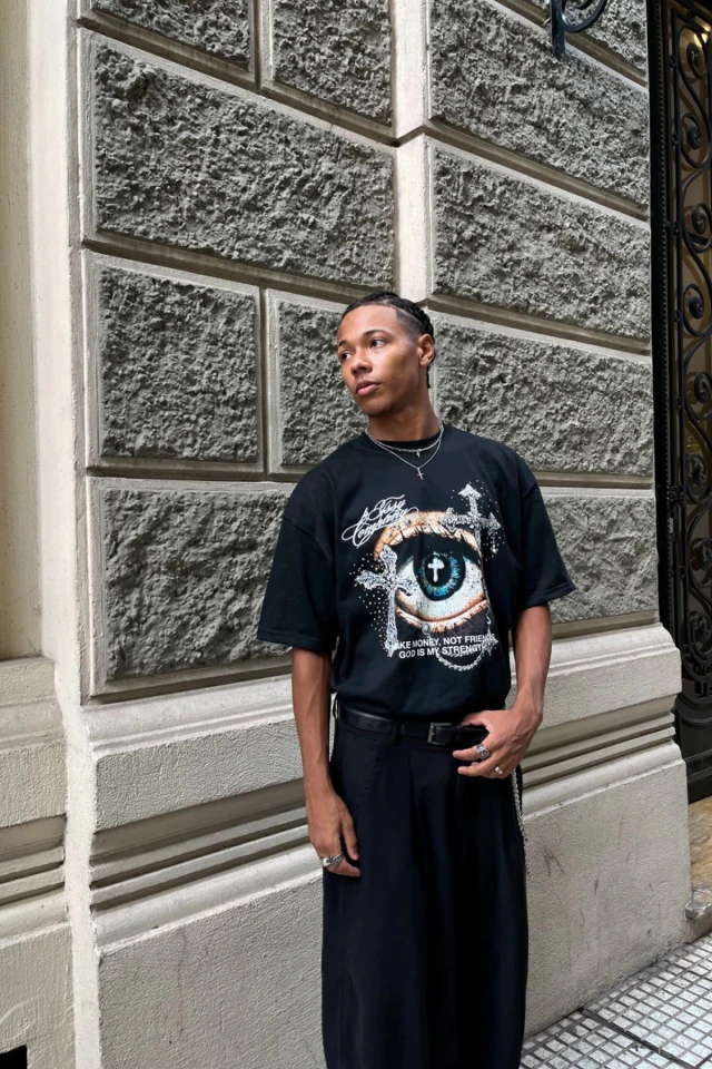 REMERA OVERSIZE BLESSED TSSY — imagen 5