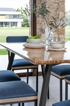 Mesa de eucalipto macizo 150x80