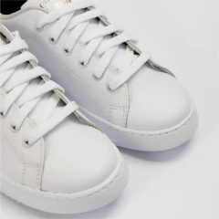 Imagen de Zapatilla Ginko Blanca con Talonera Dorada - Art. 1652