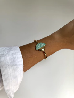 BRACELETE MEIA LUA FRAGMENTOS AMAZONITA