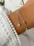 Pulsera con dijes chapitas colgantes - comprar online
