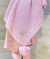 MANTA TEJIDA POMPOM ROSA AMBAR - comprar online