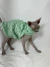 Bolinhas relevo verde em Fleece - comprar online