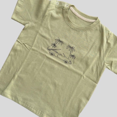 Remera Palm verde en internet