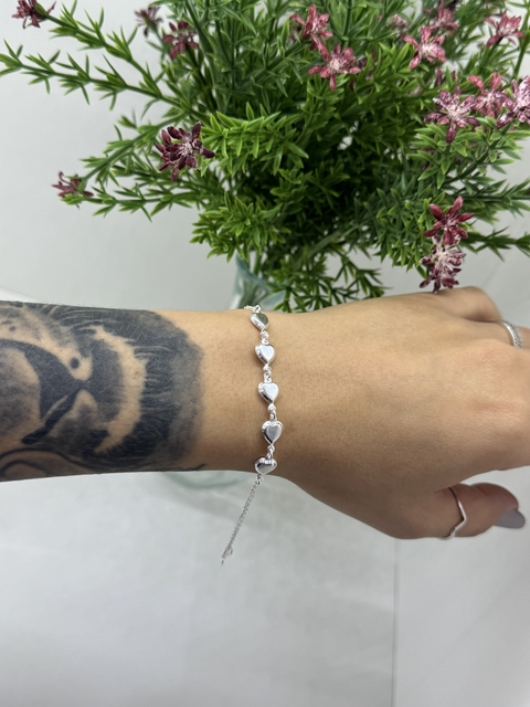 Pulseira Corações Cheio