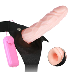 Arnes con dildo y Vibración - comprar en línea