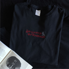 PREVENTA (Leer descripción) - Remera Seis de cuervos - comprar online